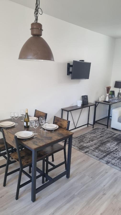 Appartement Luxueux Dans Maison Bourgeoise Parisienne Levallois-Perret Exterior foto